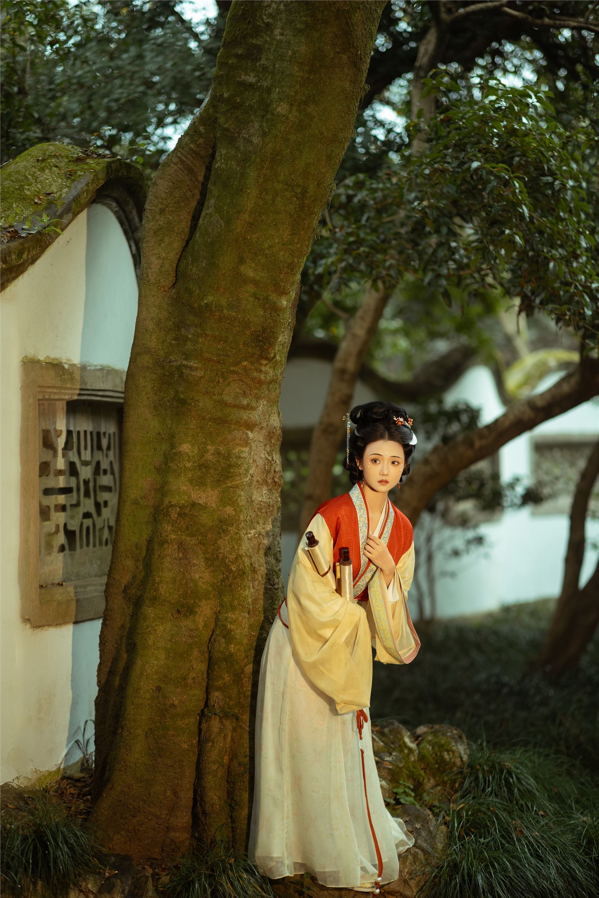 YITUYU艺图语 2025.01.25 晚来秋雨 雪樱